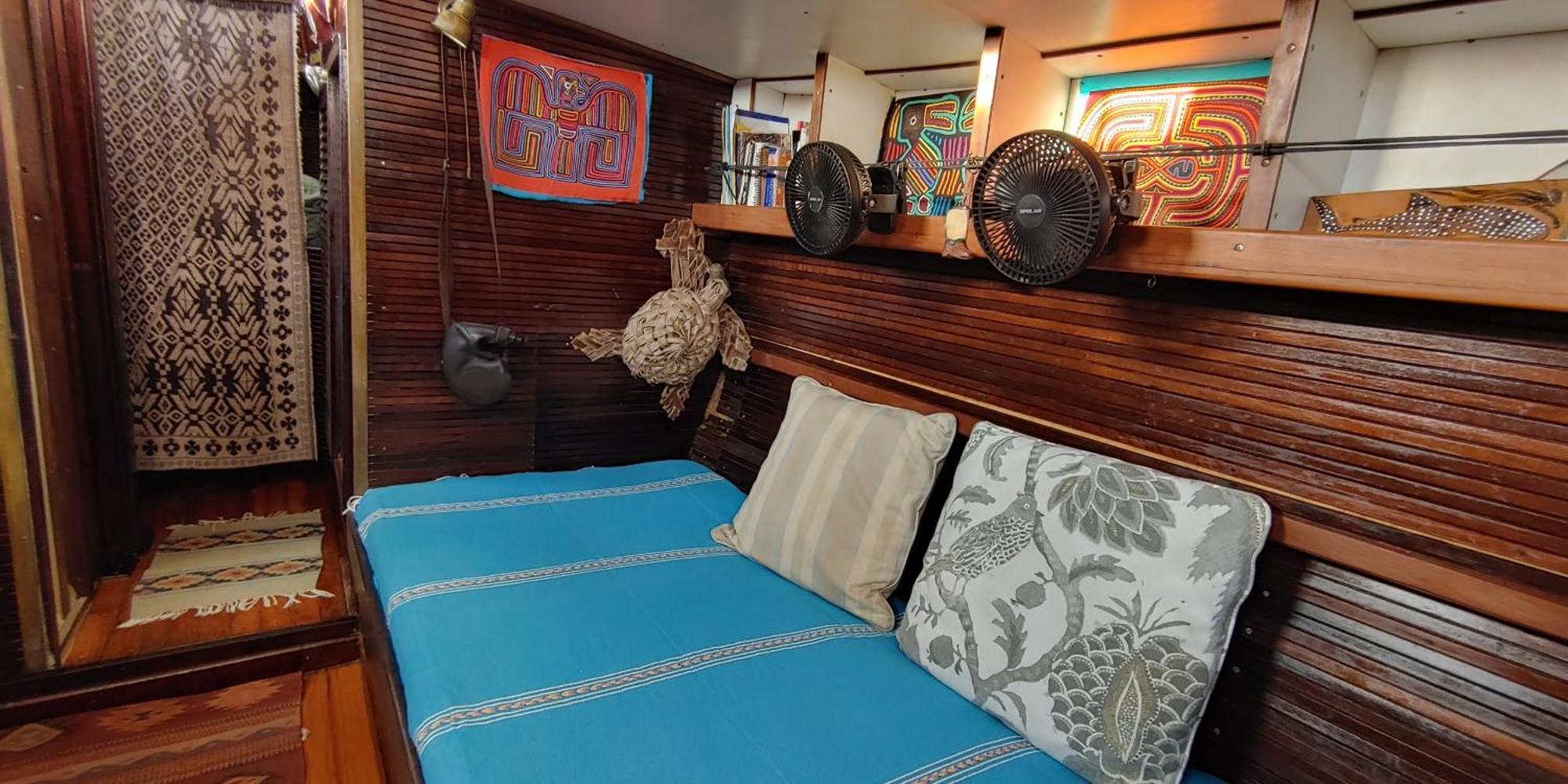 Sanblasonsailboats El Porvenir Bilik gambar